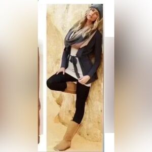Ugg: EMU Australia 🇦🇺 Stinger Hi Shearling Boots
